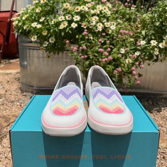 NWOTs Bzees® March On Moc slip-ons with Rainbow Zigzag Design - Picture 4 of 10